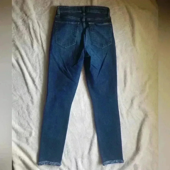 Joe's Jean Flawless The Charlie Ankle Lenght Crop Distressed - Picture 5 of 9